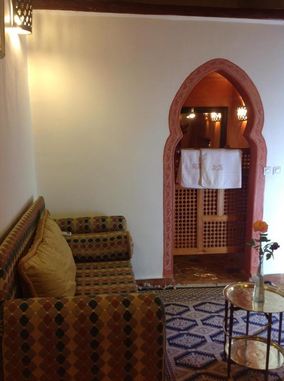 Riad Timadrouine Timatraouine Rom bilde